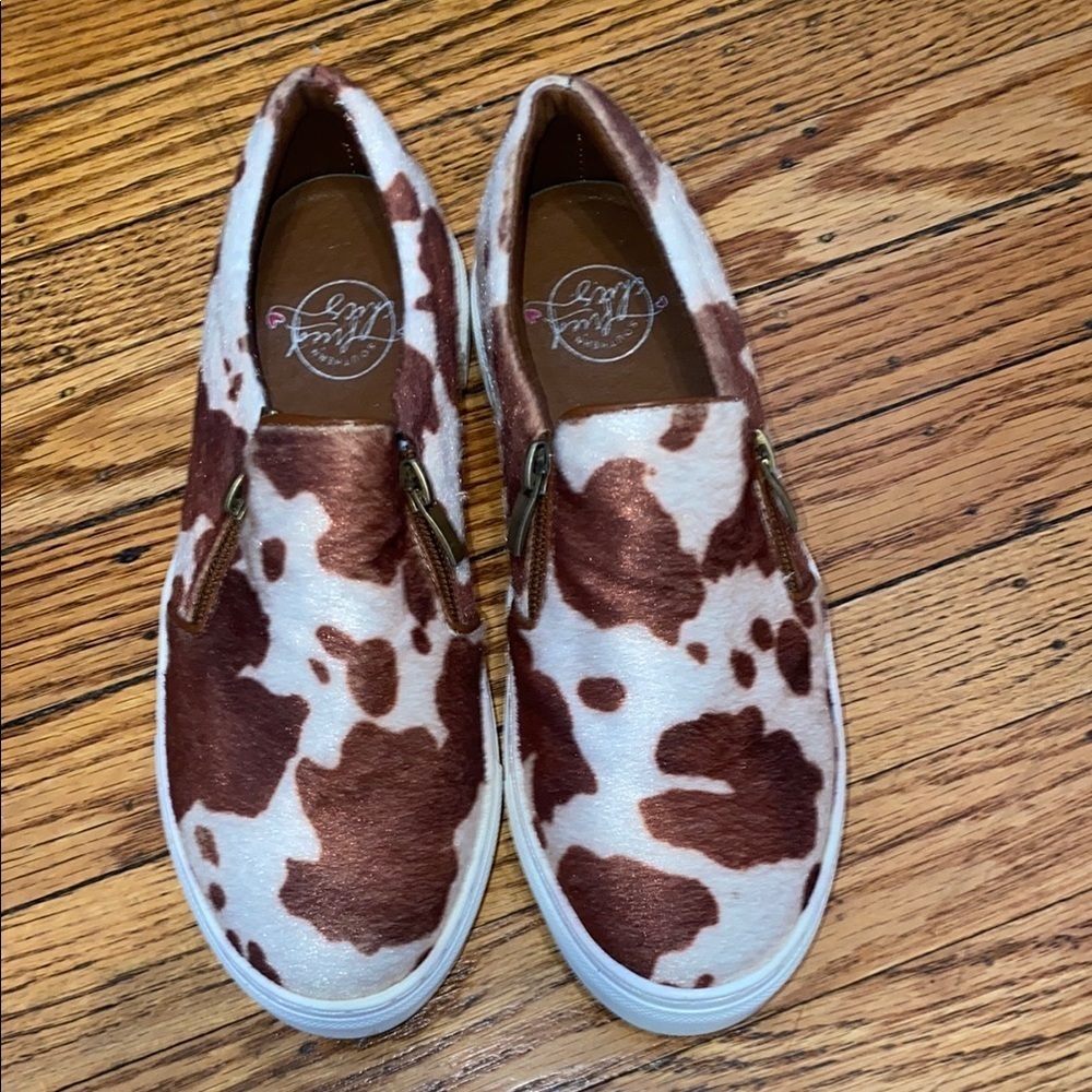 Southern fried chics Brown and White Slip-On Shoes size 37